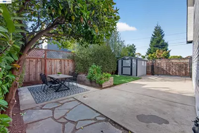 1542 Third St, Alameda, CA 94501 - Photo 30
