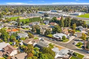 9852 Vista Grande Way, Elk Grove, CA 95624 - Photo 46