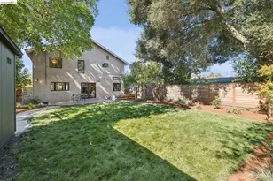 2413 Browning St, Berkeley, CA 94702 - Photo 46