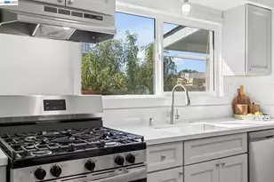 1417 102nd Ave, Oakland, CA 94603 - Photo 16