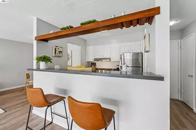 811 York St #136, Oakland, CA 94610 - Photo 24