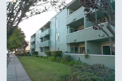 325 Kitty Hawk Rd #304, Alameda, CA 94501 - Photo 1