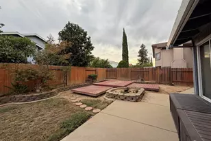 8800 Crusheen Way, Sacramento, CA 95828 - Photo 34