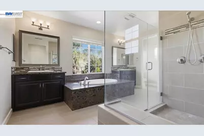 565 Fallsburg Court, Brentwood, CA 94513 - Photo 38