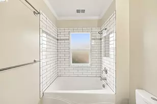 5056 Fairfax Ave, Oakland, CA 94601 - Photo 34