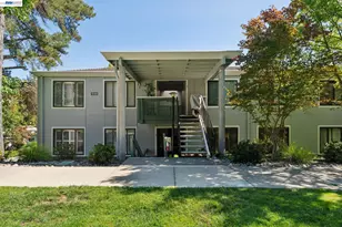 1549 Oakmont Dr, Walnut Creek, CA 94595 - Photo 2