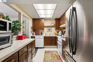 1549 Oakmont Dr, Walnut Creek, CA 94595 - Photo 14