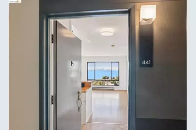 4 Anchor Dr #F441, Emeryville, CA 94608 - Photo 4