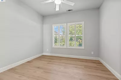 4713 Longcove Dr, Stockton, CA 95219 - Photo 12
