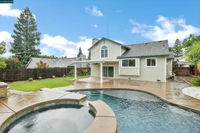 196 Bittercreek Dr, Folsom, CA 95630 - Photo 30