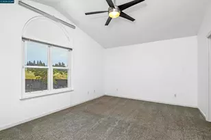 196 Bittercreek Dr, Folsom, CA 95630 - Photo 16