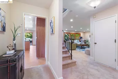 4756 Sequoyah Rd, Oakland, CA 94605 - Photo 14