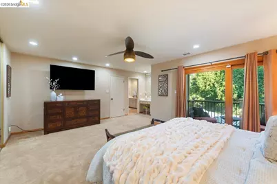 4756 Sequoyah Rd, Oakland, CA 94605 - Photo 36