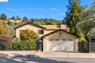4756 Sequoyah Rd, Oakland, CA 94605 - Photo 2