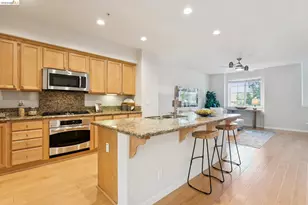 3203 Jetty Dr, Richmond, CA 94804 - Photo 12