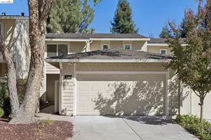 330 Kinross, Walnut Creek, CA 94598 - Photo 1
