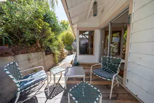 40 Harbord Ct, Oakland, CA 94618 - Photo 20