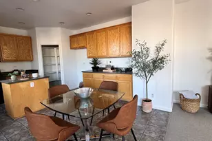 160 Summer Stroll Cir, Sacramento, CA 95823 - Photo 2