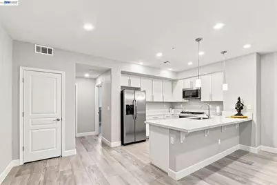 633 Clover Cir, Milpitas, CA 95035 - Photo 6