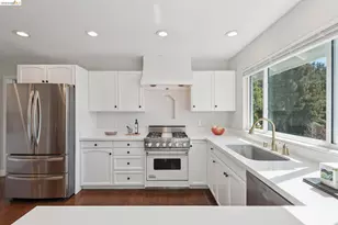 6279 Leona St, Oakland, CA 94605 - Photo 30