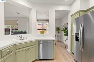10706 Ian Ln, Dublin, CA 94568 - Photo 10