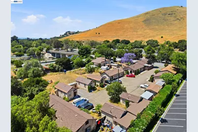 585 Old Canyon Rd, Fremont, CA 94536 - Photo 44