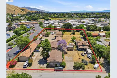 585 Old Canyon Rd, Fremont, CA 94536 - Photo 2
