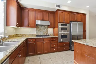 6053 Dalton Way, San Ramon, CA 94582 - Photo 8