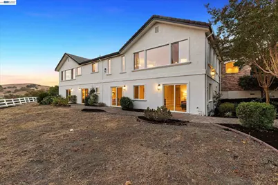 31 Hidden Hills Pl, Danville, CA 94506 - Photo 68