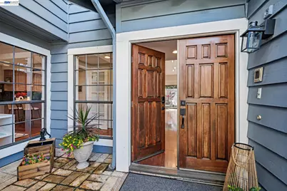 8 Avondale Lndg, Alameda, CA 94502 - Photo 4