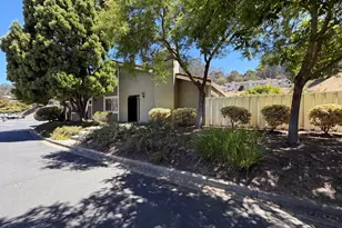 123 Ironwood, Oakland, CA 94605 - Photo 30