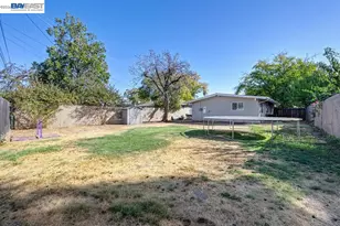 3917 Haywood St, Sacramento, CA 95838 - Photo 32