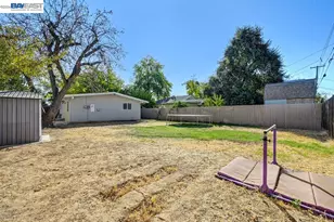 3917 Haywood St, Sacramento, CA 95838 - Photo 34