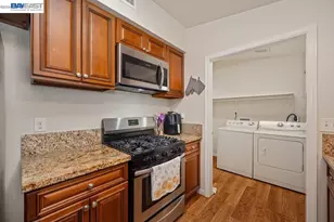 3917 Haywood St, Sacramento, CA 95838 - Photo 8