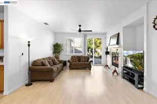 23 Mankato Ct, Sacramento, CA 95835 - Photo 12