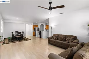 23 Mankato Ct, Sacramento, CA 95835 - Photo 16