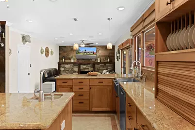 3909 Boatwright Dr, Concord, CA 94519 - Photo 12