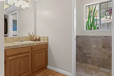 3909 Boatwright Dr, Concord, CA 94519 - Photo 34