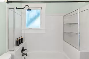 2641 Webster St, Berkeley, CA 94705 - Photo 26