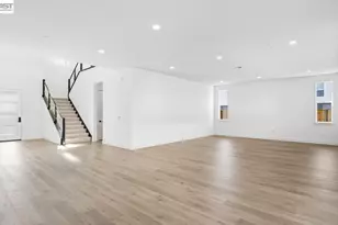 1637 Wren Ct, Dublin, CA 94568 - Photo 4
