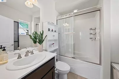 908 Arietta Dr, Mountain View, CA 94043 - Photo 42
