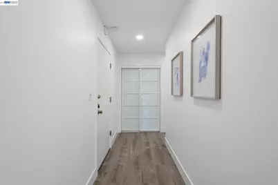407 Orange St #310, Oakland, CA 94610 - Photo 16