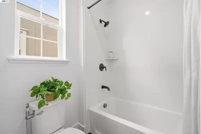 37592 Sea Bank St, Newark, CA 94560 - Photo 22