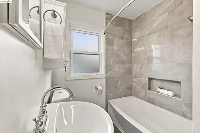 832 45th St, Richmond, CA 94804 - Photo 26