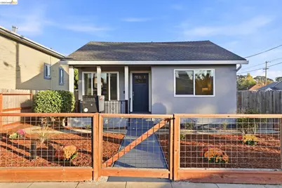 832 45th St, Richmond, CA 94804 - Photo 2