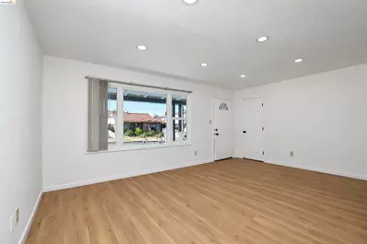 206 William Reed Dr, Antioch, CA 94509 - Photo 10
