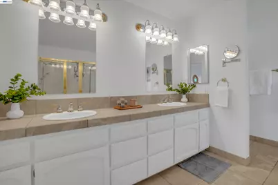 2019 Windward Pt, Discovery Bay, CA 94505 - Photo 16