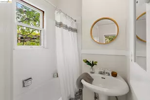 2747 Forest Ave, Berkeley, CA 94705 - Photo 22