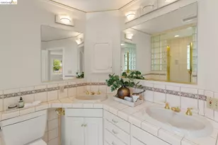 2747 Forest Ave, Berkeley, CA 94705 - Photo 36