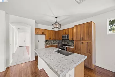 10648 Tank House Dr, Stockton, CA 95209 - Photo 16